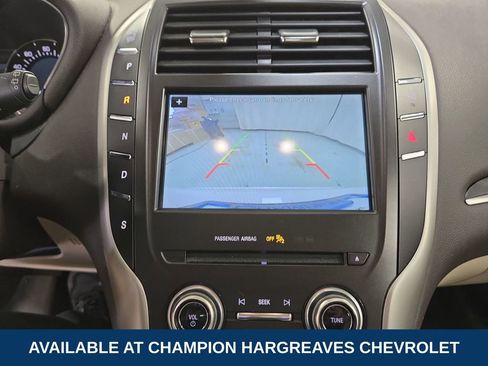Used 2018 Lincoln MKC Reserve w/ Lincoln MKC Climate Package image 19