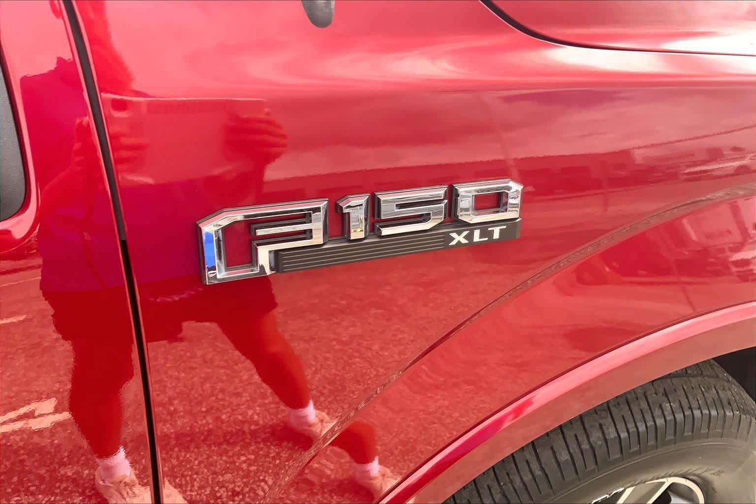 Used 2016 Ford F150 XLT w/ Equipment Group 302A Luxury AWD/4WD image 7