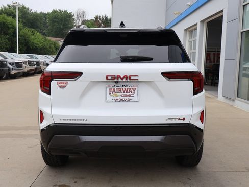New 2027 GMC Terrain AT4 w/ Convenience Package III AWD/4WD image 9