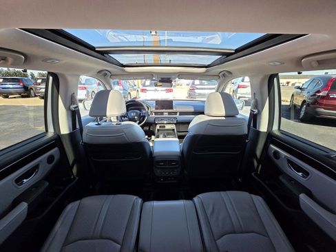 Used 2023 Honda Pilot Elite image 29