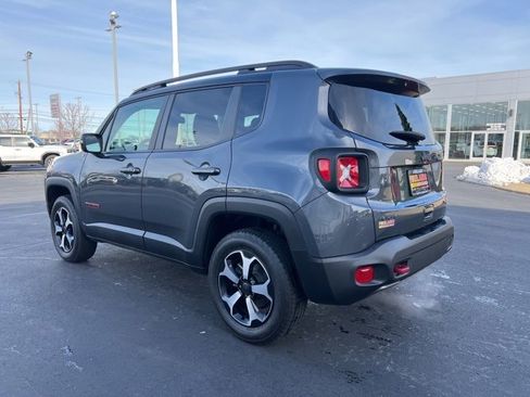 Used 2022 Jeep Renegade Trailhawk image 5