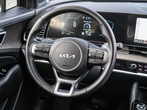 Certified 2025 Kia Sportage X-Line AWD/4WD image 15