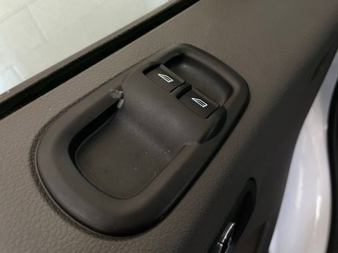 Used 2019 Ford Transit 150 Base image 21