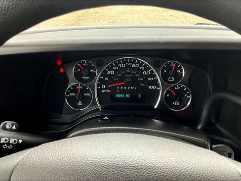 Used 2019 Chevrolet Express 2500 LS RWD image 14