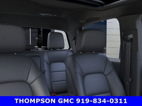 New 2025 GMC Canyon Elevation w/ Convenience Package image 24