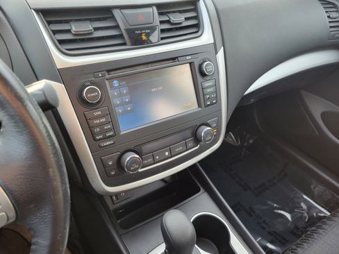 Used 2016 Nissan Altima 2.5 SV w/ Convenience Package image 27