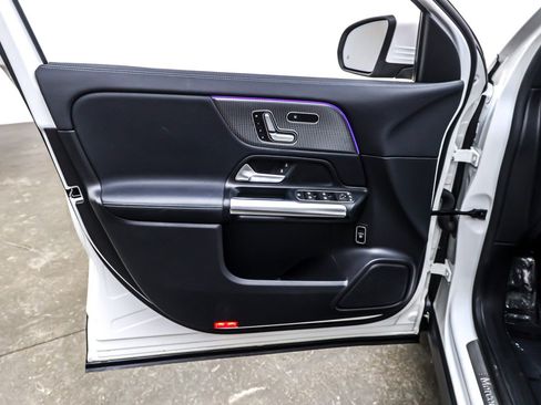 Certified 2021 Mercedes-Benz GLA 250 4MATIC image 22