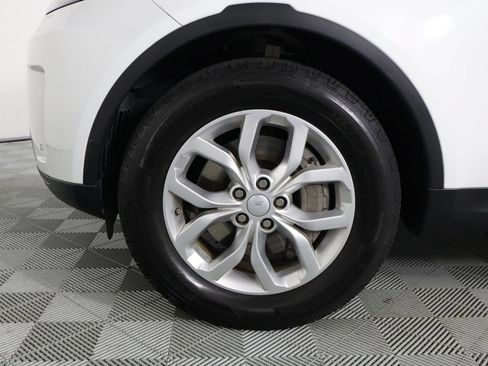 Used 2020 Land Rover Discovery SE AWD/4WD image 27
