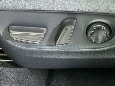 Used 2024 Toyota RAV4 XLE image 13