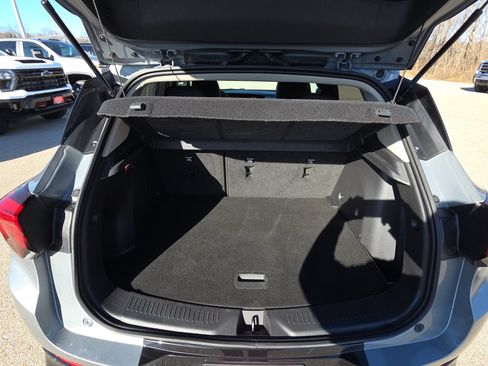 Certified 2024 Buick Encore GX Sport Touring w/ Black Roof Package image 32