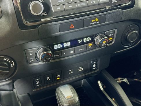 Used 2022 Nissan Frontier SV AWD/4WD image 26