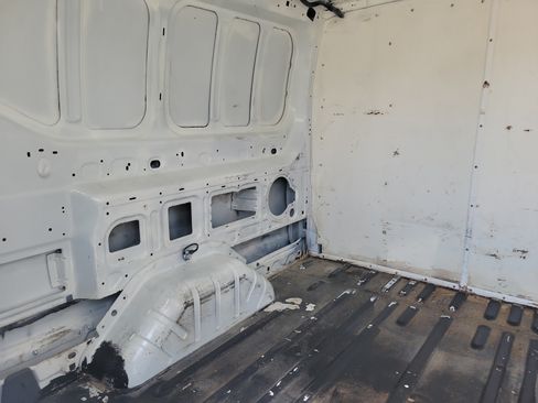 Used 2020 Ford Transit 250 Low Roof RWD image 6