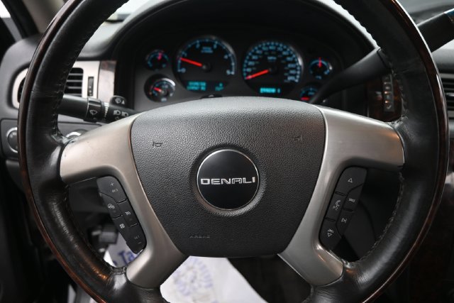 Used 2014 GMC Sierra 2500 Denali w/ Snow Plow Prep Package AWD/4WD image 24