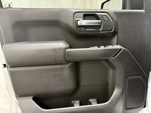 Used 2022 Chevrolet Silverado 1500 Custom image 10