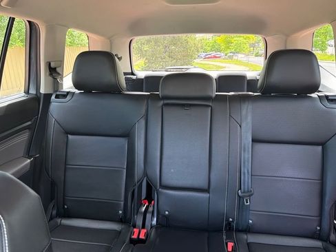 Used 2023 Volkswagen Atlas SE w/ Black Wheel Package AWD/4WD image 27