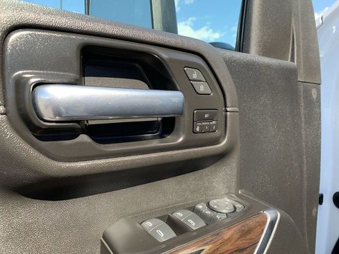 Used 2021 GMC Sierra 3500 SLT w/ SLT Convenience Package AWD/4WD image 16
