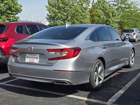 Used 2018 Honda Accord Touring image 7
