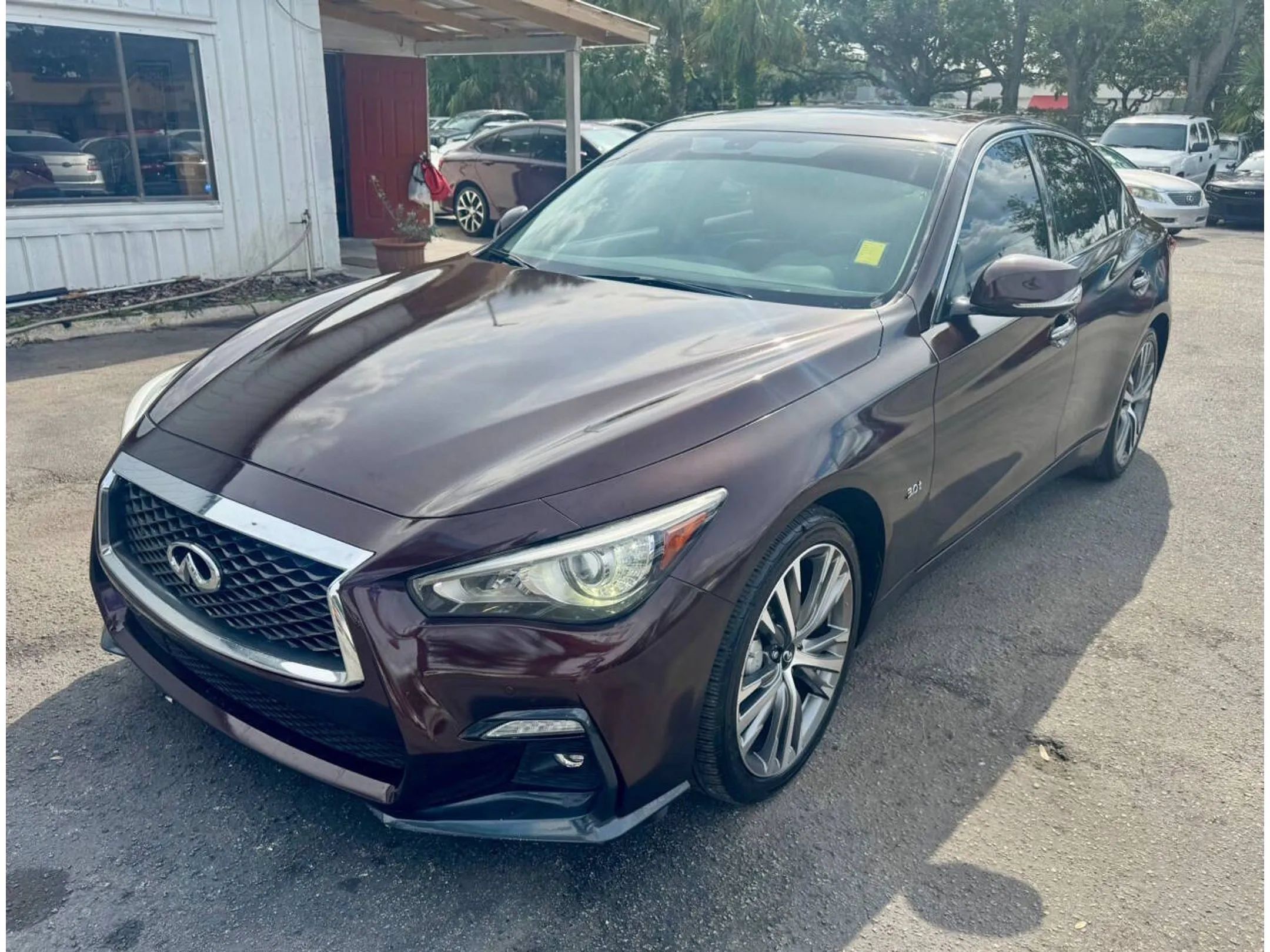 Used 2018 INFINITI Q50 Luxe AWD/4WD image 18