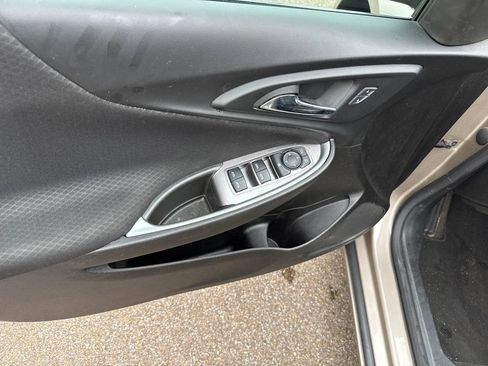 Used 2024 Chevrolet Malibu LT image 19