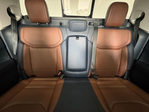 Used 2023 Ford Maverick Lariat w/ Lariat Luxury Package image 7