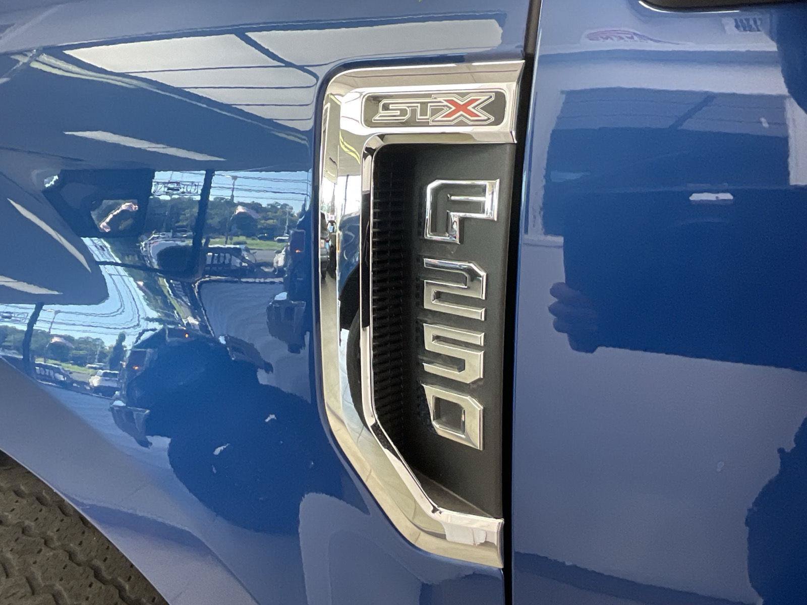 Used 2022 Ford F250 XL w/ STX Appearance Package AWD/4WD image 15
