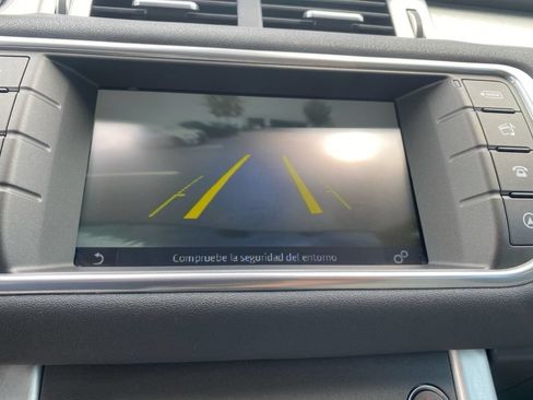 Used 2017 Land Rover Range Rover Evoque SE Premium AWD/4WD image 15