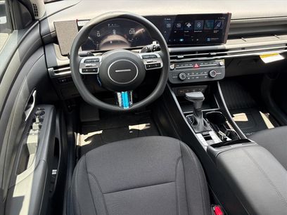 New 2026 Hyundai Tucson SE
