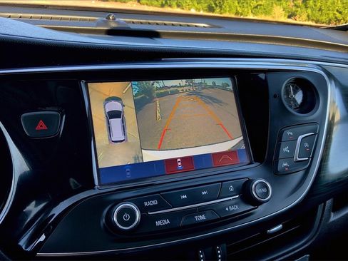 Used 2019 Buick Envision Premium w/ Driver Confidence Package image 30