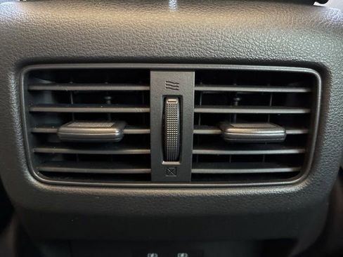 Used 2025 Nissan Rogue SV w/ SV Premium Package image 23