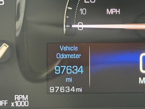 Used 2018 Cadillac XT5 Luxury image 17