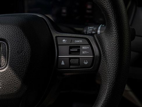 Used 2025 Honda Accord LX image 24