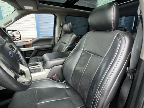 Used 2018 Ford F150 Lariat w/ Equipment Group 502A Luxury image 11