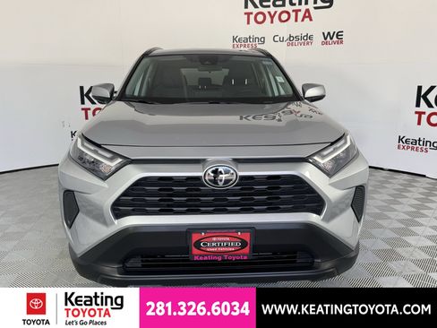 Used 2025 Toyota RAV4 XLE AWD/4WD image 10