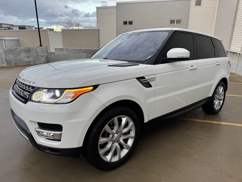 Used 2016 Land Rover Range Rover Sport HSE image 7