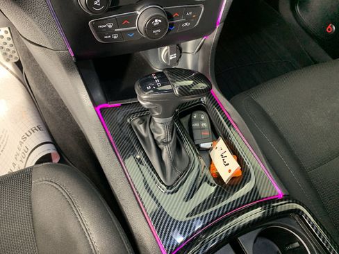 Used 2016 Dodge Charger R/T Scat Pack w/ Beats Audio Group RWD image 24