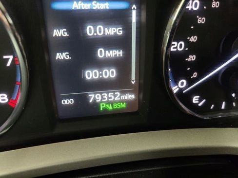 Used 2017 Toyota RAV4 Limited w/ All Weather Liner Package AWD/4WD image 28