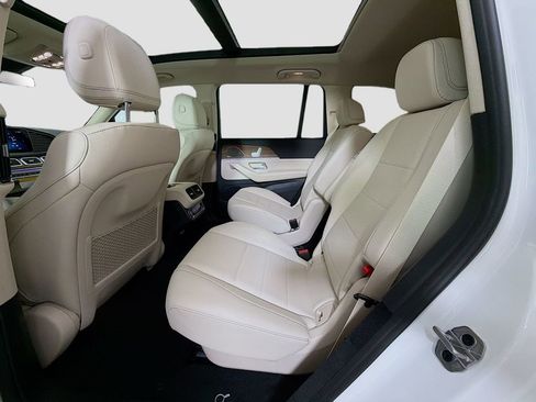 New 2026 Mercedes-Benz GLS 450 4MATIC image 25
