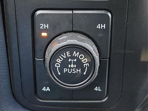 Certified 2021 Ford F150 Platinum w/ Equipment Group 701A High image 18