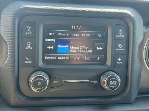 Used 2018 Jeep Wrangler Sport AWD/4WD image 24