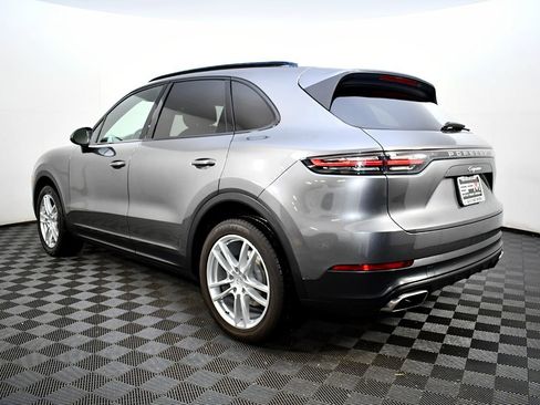 Used 2020 Porsche Cayenne image 11