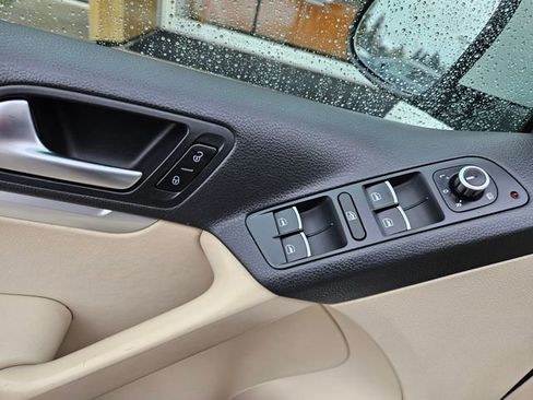 Used 2014 Volkswagen Tiguan R-Line image 18
