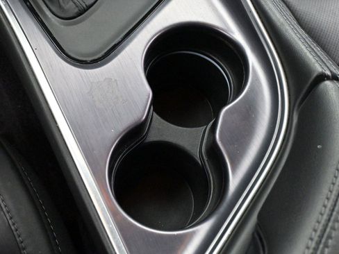 Used 2018 Dodge Challenger SXT Plus image 18