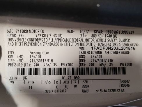 Used 2018 Ford Focus Titanium w/ Titanium Technology Package image 33