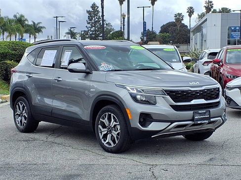 Used 2023 Kia Seltos EX image 6