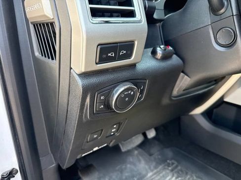 Used 2017 Ford F350 Lariat w/ Lariat Ultimate Package AWD/4WD image 18