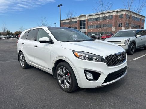 Used 2018 Kia Sorento SX image 1