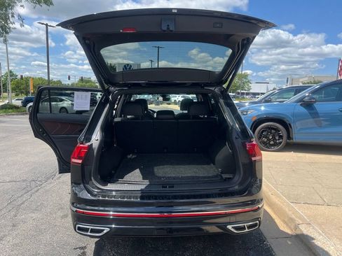 Used 2022 Volkswagen Tiguan SEL R-Line AWD/4WD image 19