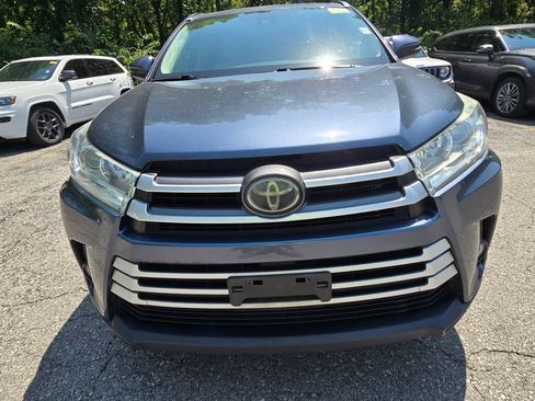 Used 2019 Toyota Highlander XLE FWD image 12
