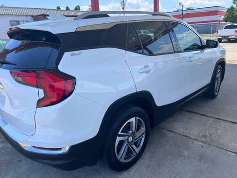 Used 2020 GMC Terrain SLT FWD image 4