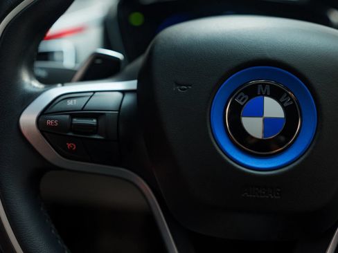 Used 2015 BMW i8 AWD/4WD image 15